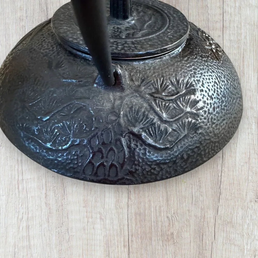 Vintage Japanese Tetsubin NAMBU TEKKI 2.5 CUP - 20oz Cast Iron Tea Pot Trivet